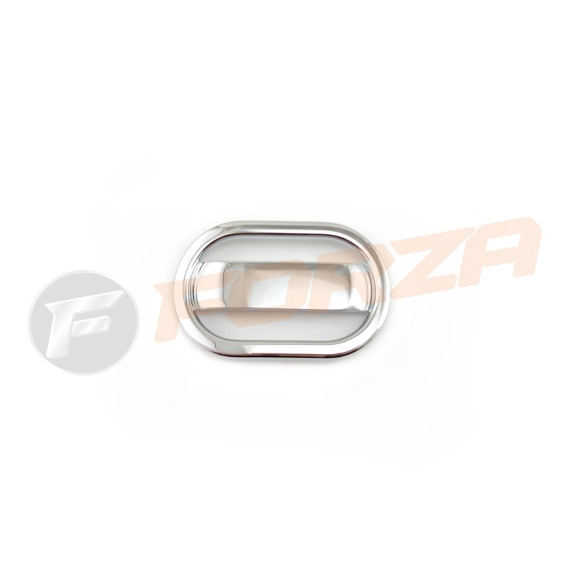 Capri 50 4T Front Center Chrome Cover