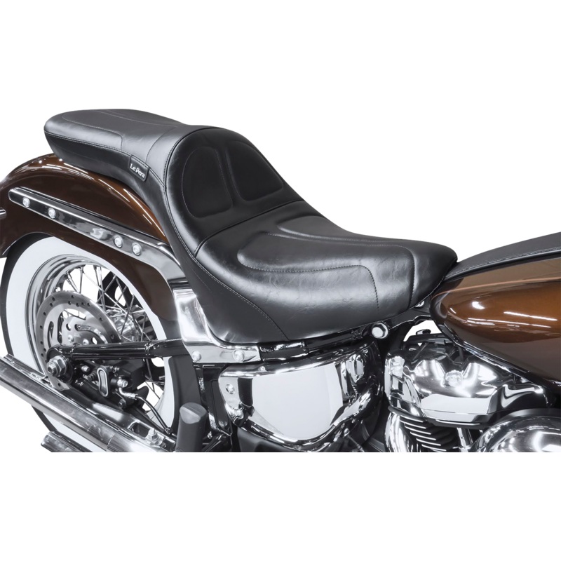 LE PERA Maverick Seat – Smooth Black for FXLR/FLSB ’18-’23 – Part LYR-910S