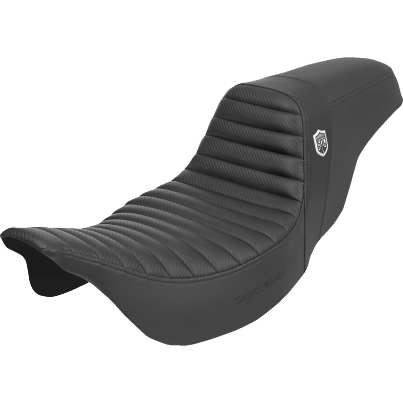 SADDLEMEN Pro Series SDC Performance Seat – w/o Backrest – Tuck-n-Roll/Carbon Fiber – Gripper – FL ’08-’23 SC80807T