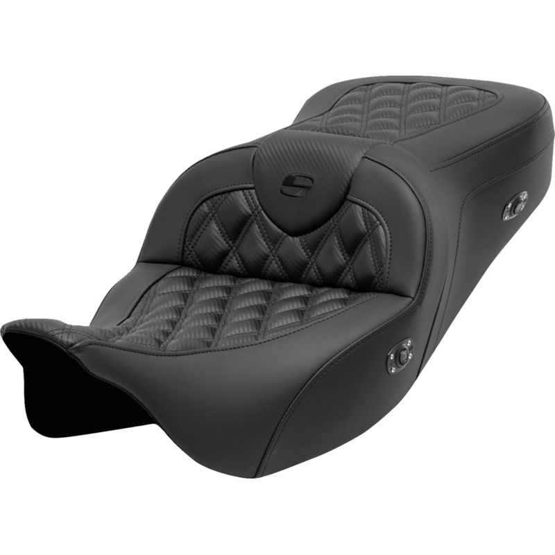 SADDLEMEN Roadsofa* Seat – without Backrest – Lattice Stitch – Carbon Fiber – FL ’08-’23 808-07B-206A0