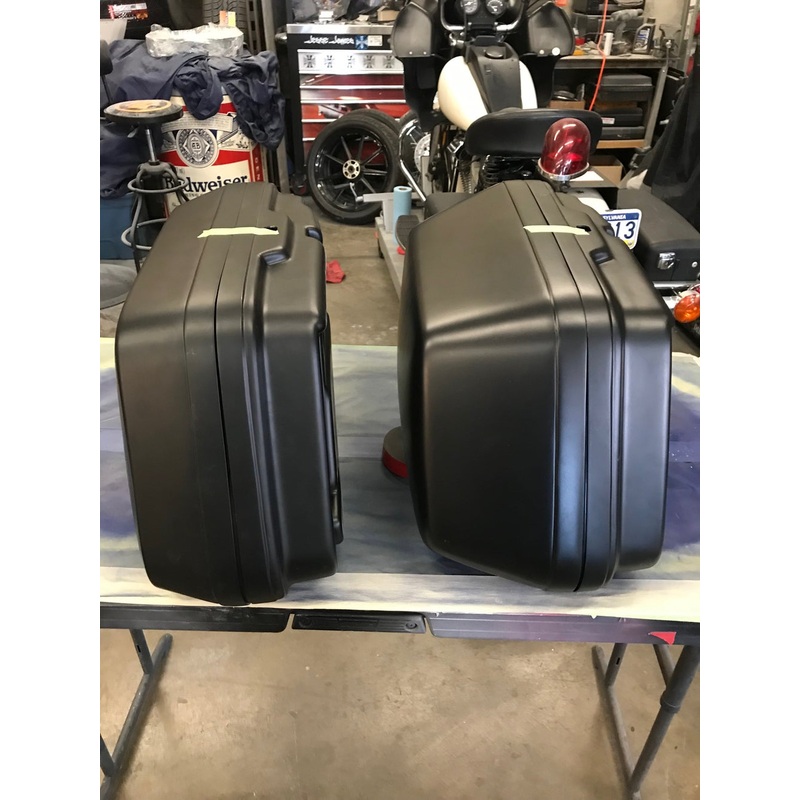 FXRT SLIM RT CLAM SHELL BAGS Lockable w/o grab handles 06-Present Dyna