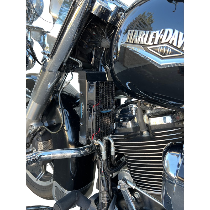 ULTRACOOL Oil Cooler Kit – Naked – Black