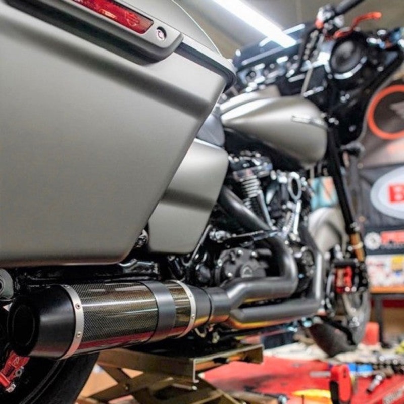 D&D 2017-2023 M8 Harley Touring Bob Cat 2:1 Full Exhaust System – Black with Carbon Muffler
