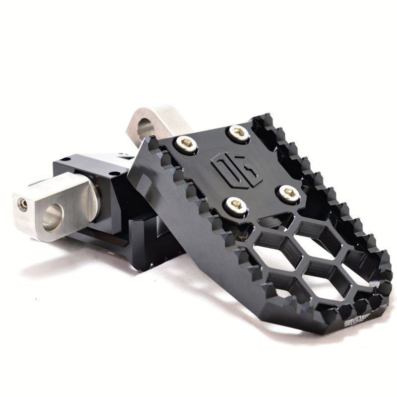 OG HoneyComp V3 Foot Pegs|Black|Aluminium Finish|Chrome|Gold|Red|Blue|Purple|Orange|Gold Plating|Black Chrome|Bronze|Dyna/FXR/XL & Bagger Passenger|2018+ M8 Softail / Pan America Front|2018+ M8 Softail Rear