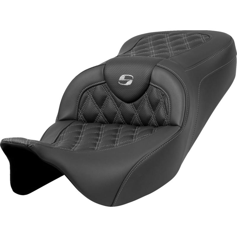 SADDLEMEN Roadsofa* Seat – Lattice Stitch – Dark Gray Stitch – without Backrest – FLH/FLT ’08-’23 A808-07B-182GRE