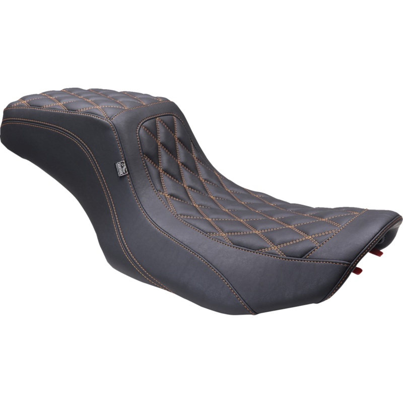 MUSTANG One Piece 2-Up Squareback Seat – Double Diamond – Orange Stitch – FLH/FLT ’23-’24 88415MO