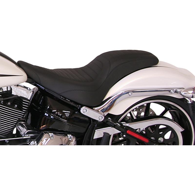 MUSTANG Seat – Tripper* Fastback – Front Tuck-n-Roll – Black – FXSB 76781