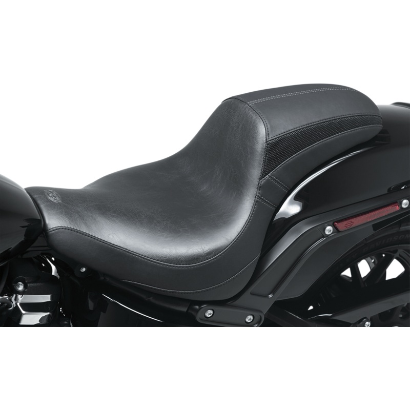 MUSTANG Seat – Tripper* Fastback – Smooth – Black – FXFB 75709