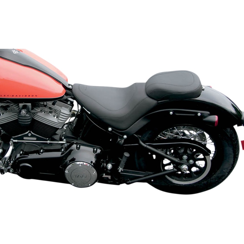 MUSTANG Seat – Wide Tripper* Solo – without Backrest – Smooth – Black 76760