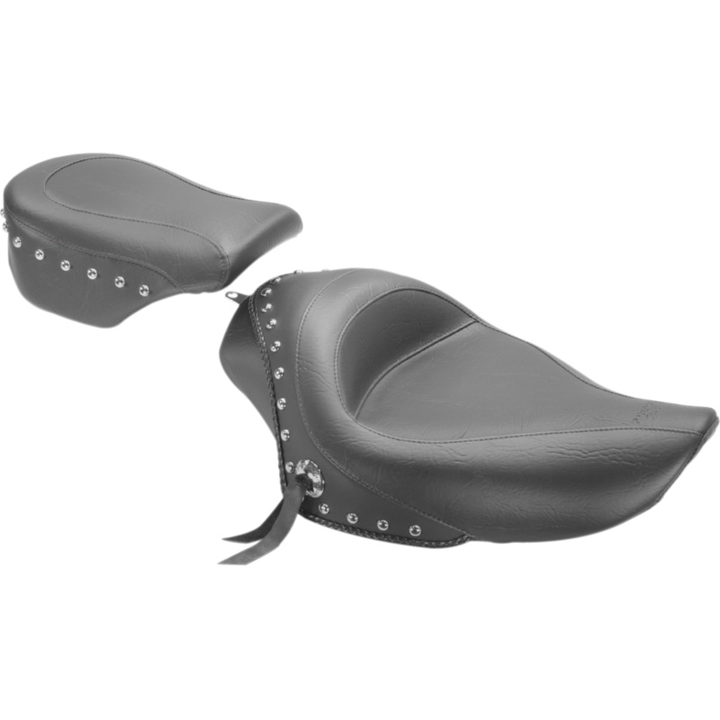 MUSTANG Solo Studded Seat – XL ’04-’21 76154