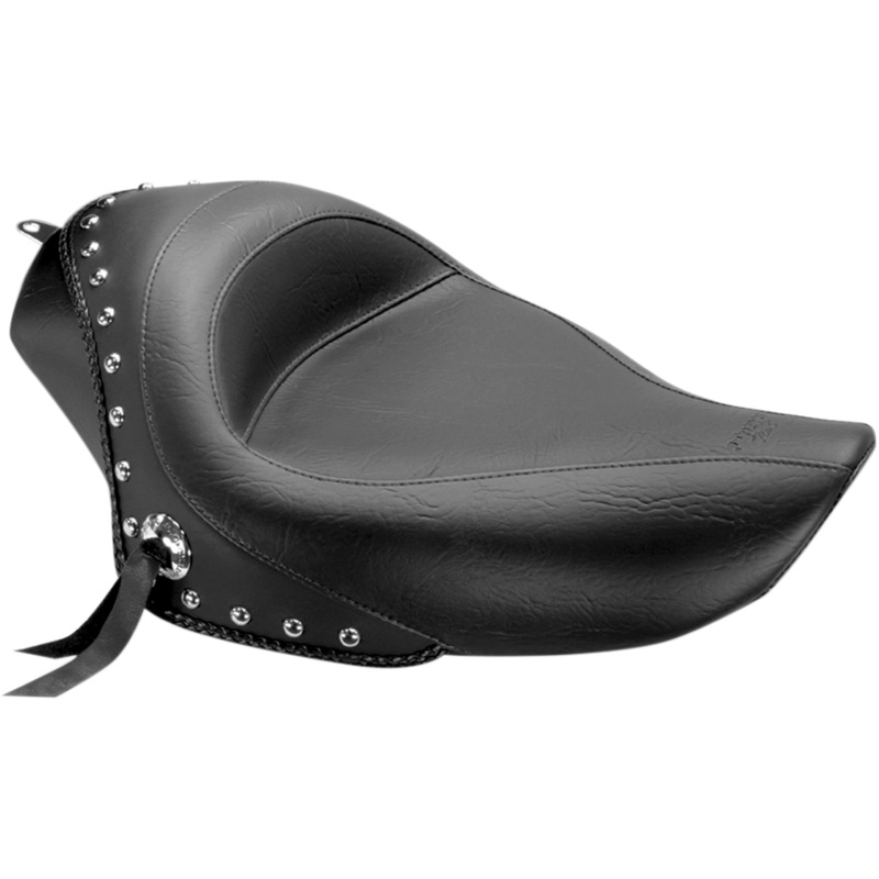 MUSTANG Solo Studded Seat – XL ’04-’21 76156