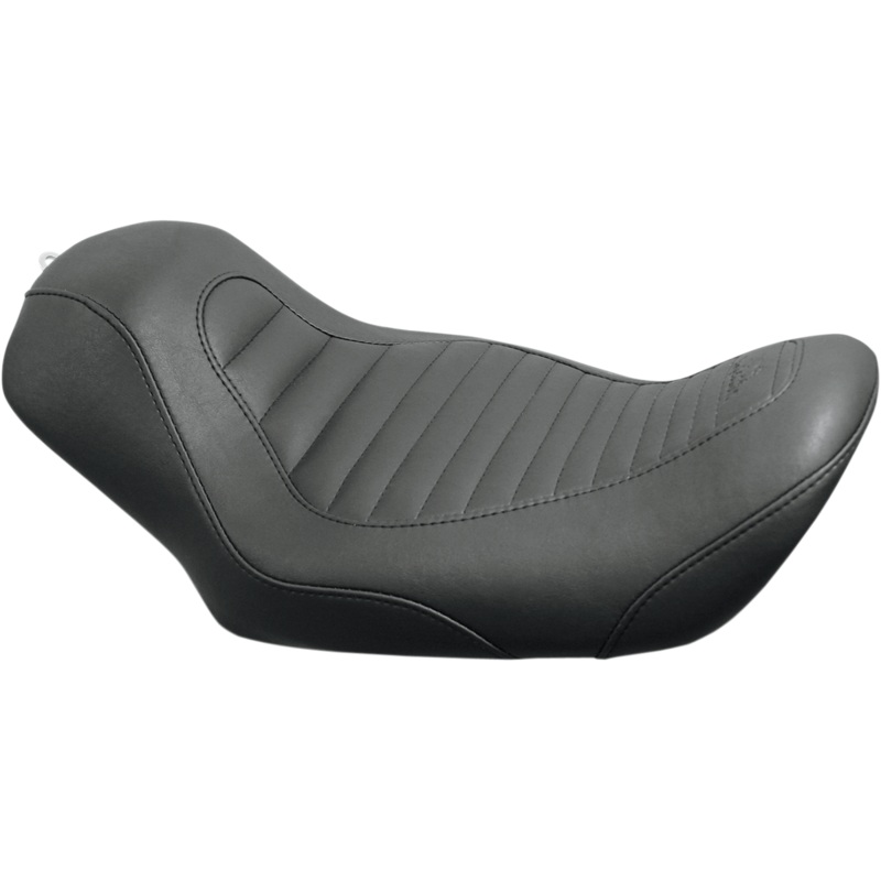 MUSTANG Tripper* Solo Seat – Tuck and Roll – Dyna 76748