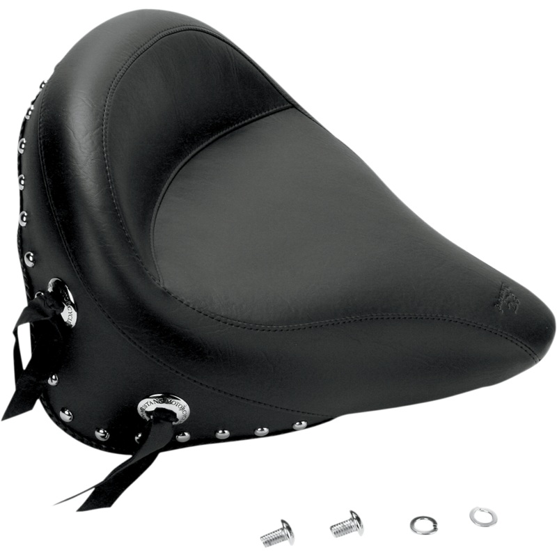 MUSTANG Wide Studded Solo Seat – FXST ’00-’05 75094