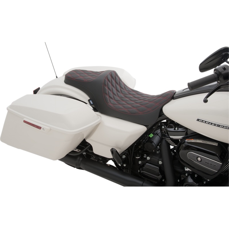 DRAG SPECIALTIES SEATS Predator III Seat – Double Diamond – Vinyl – Red Stitched – FL Predator III Seat