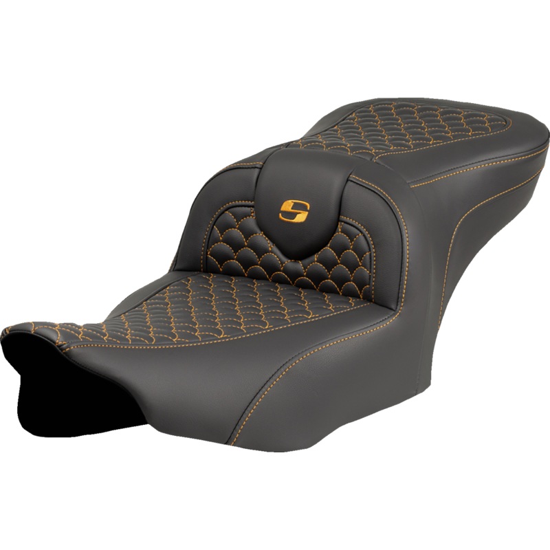 SADDLEMEN Roadsofa* Seat – Dragon Scale Stitch – Gold Stitch – w/o Backrest – FLTR/FLHX ’23-’24 823-07-20807